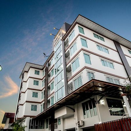 Winner Sriracha Serviced Apartment Si Racha Zewnętrze zdjęcie