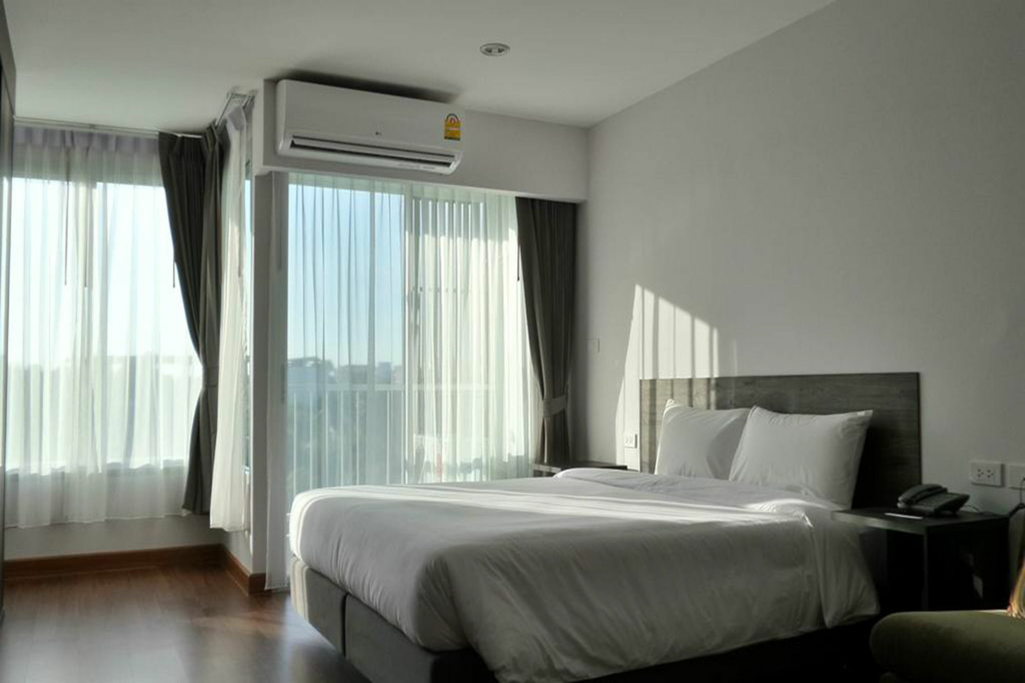 Winner Sriracha Serviced Apartment Si Racha Zewnętrze zdjęcie